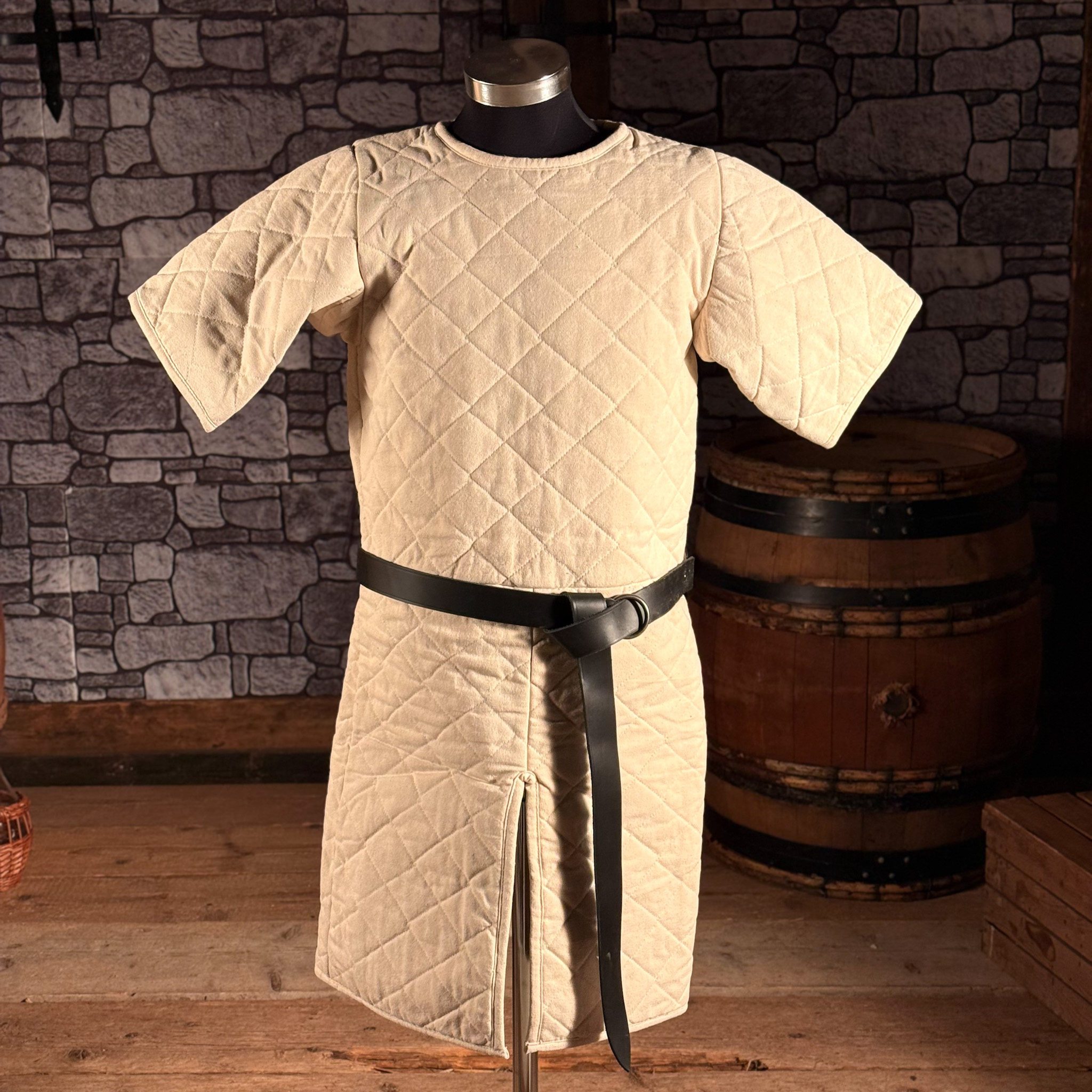 Mittelalterlicher Kurzarm-Gambeson, natur