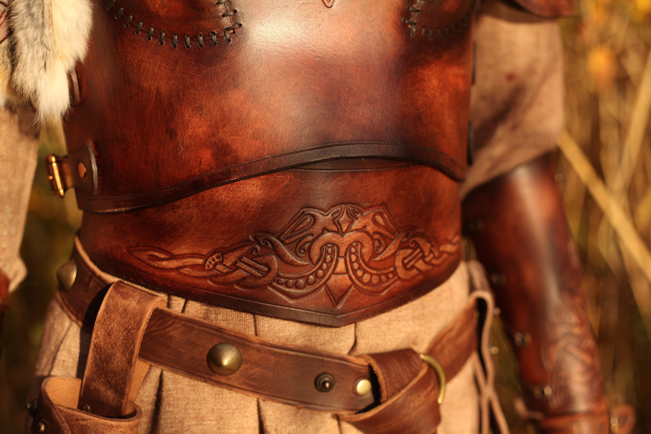 LARP Lederrüstung Schildmaid