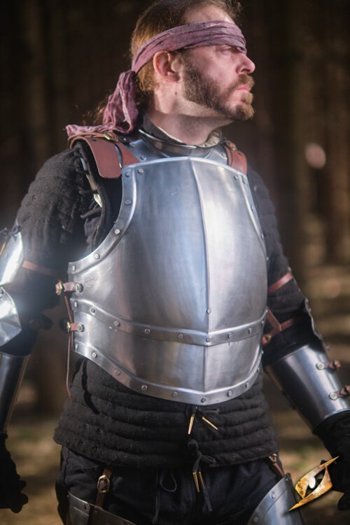 Brustplatte Hauptmann, Stahl