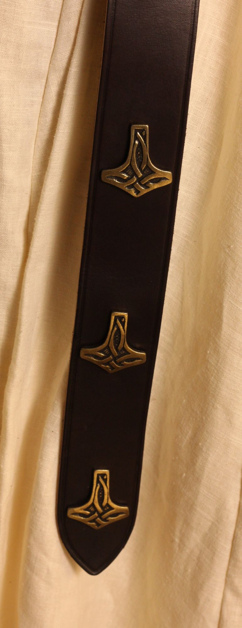 Langgürtel Thors Hammer braun