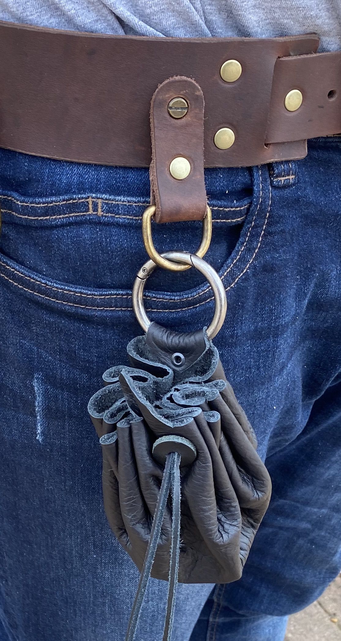 Leckerli-Beutel aus Leder