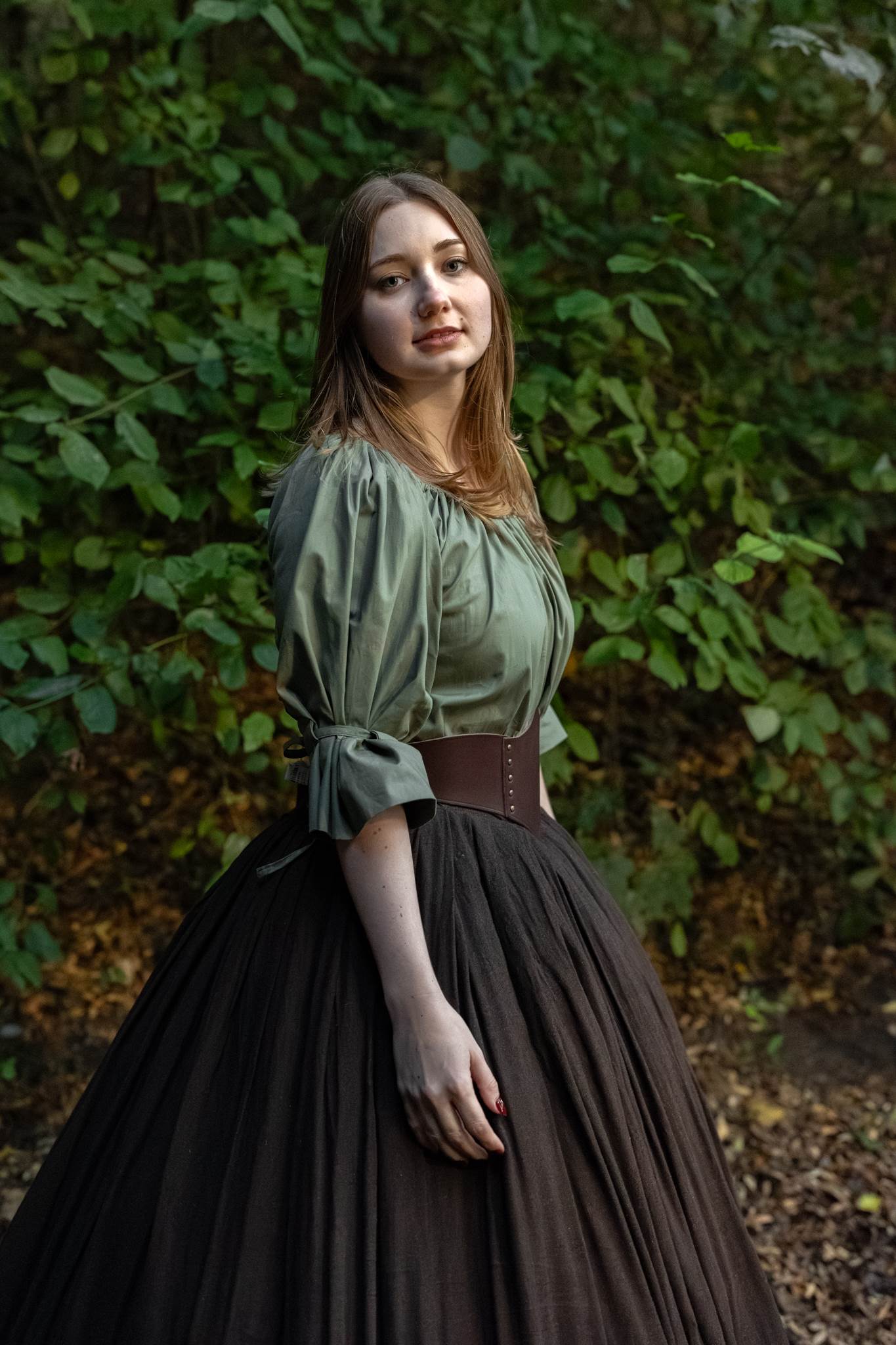 Mittelalterliche Bluse Olivgrün