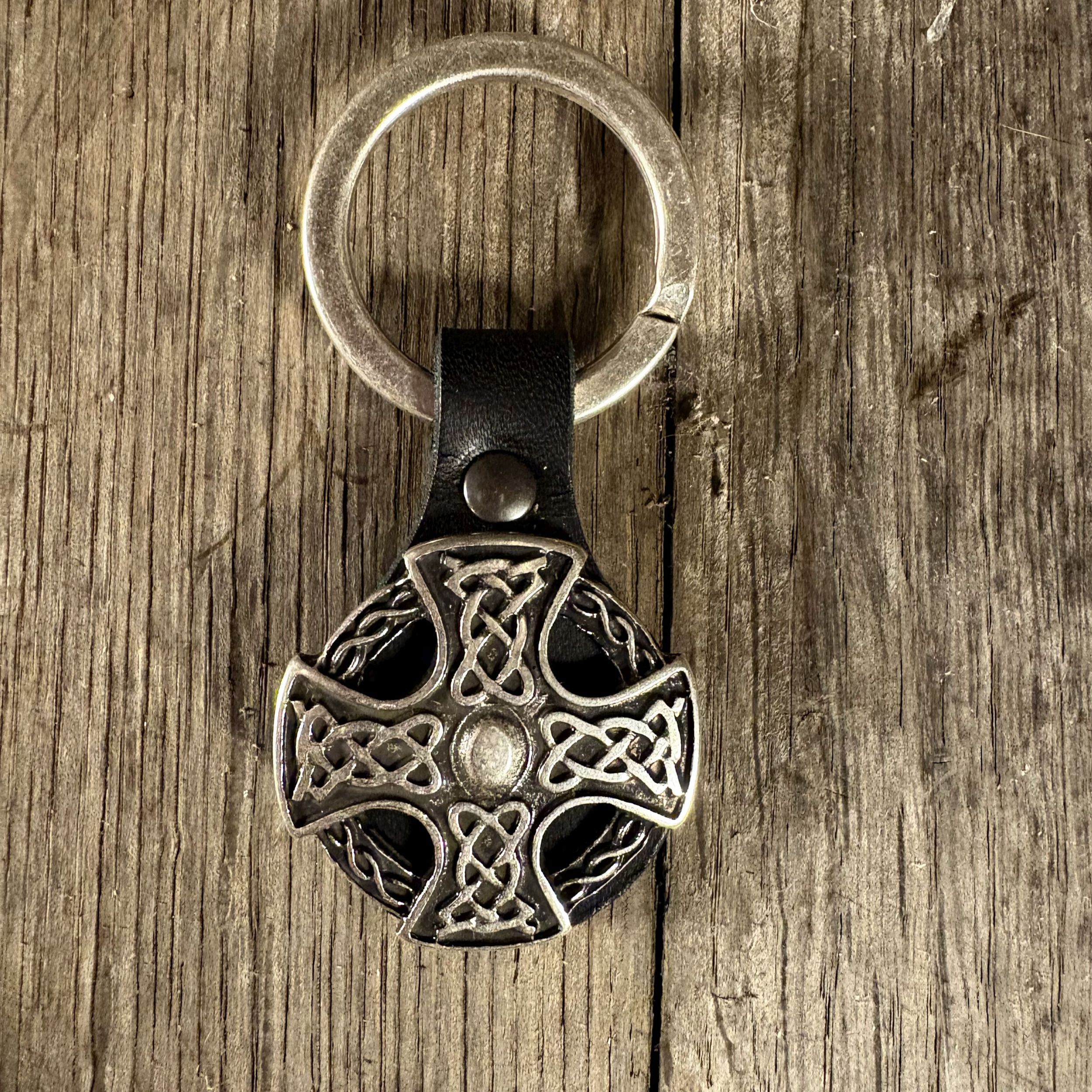 Schlüsselanhänger schwarz, Keltisches Kreuz