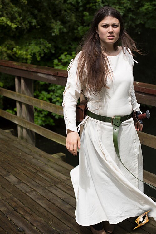 Kleid Priesterin, weiß