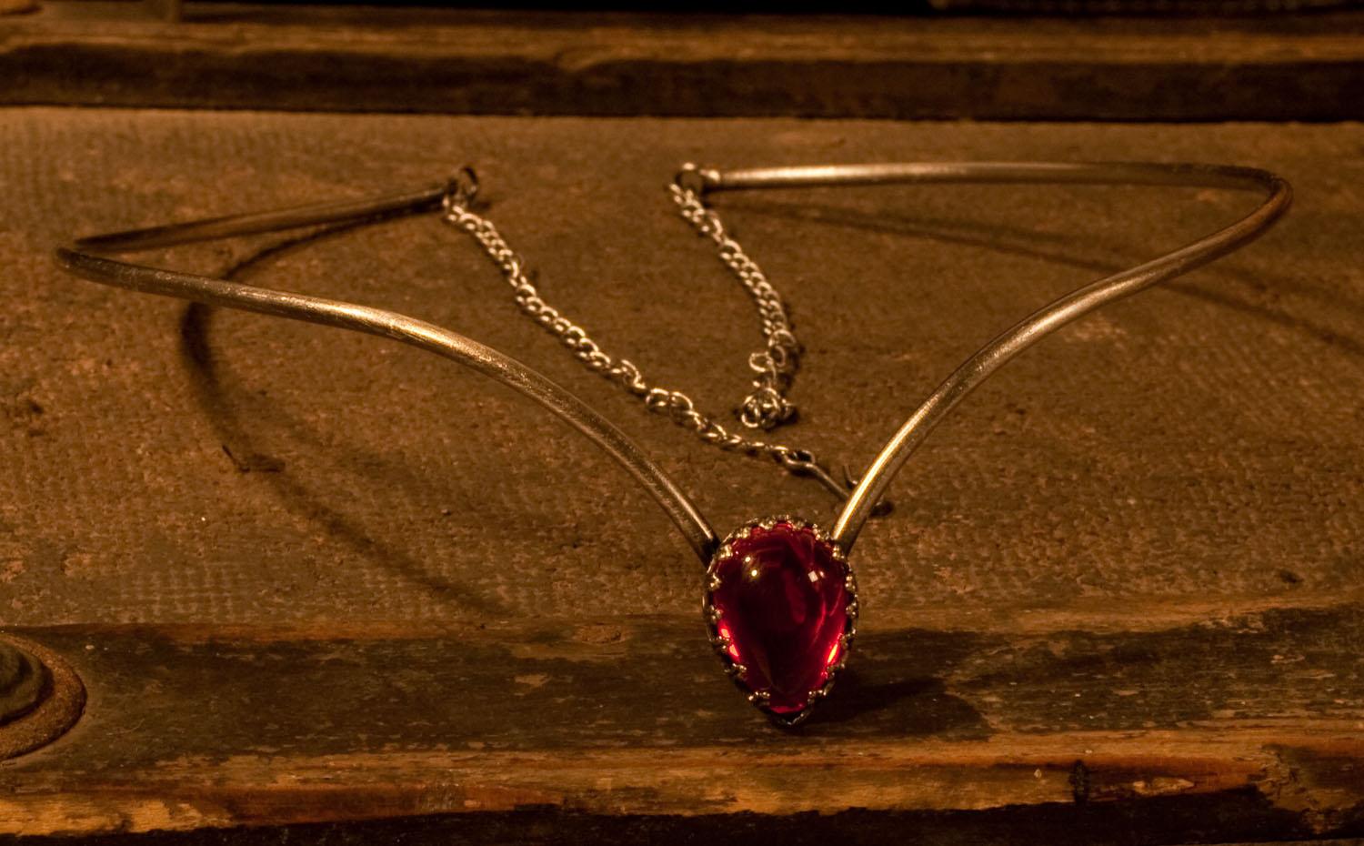 Tiara Tropfen der Simplizität